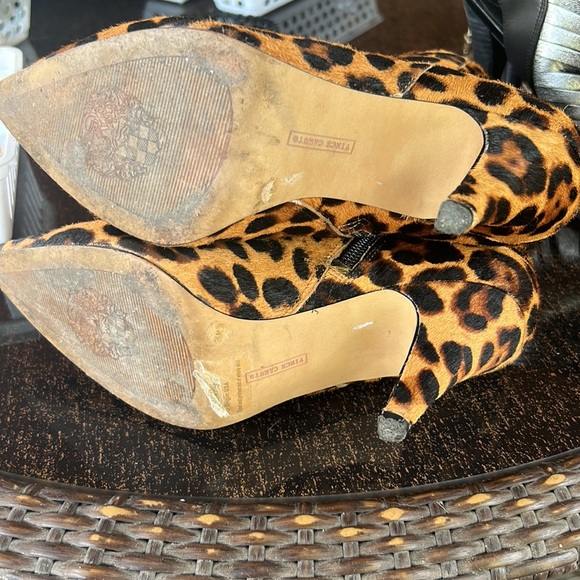 Vince Camuto leopard Calf Skin Booties - Picture 4 of 6